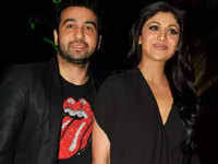 No active role of actor so far shilpa shetty and raj kundra began dating in a 2007 interview with an international publication daily mail, shilpa shetty had admitted to dating someone. 6wmd5k3z1r4som