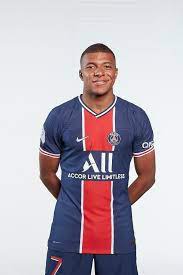Мбаппе килиан (mbappé kylian) футбол нападающий франция 20.12.1998. Kylian Mbappe Poses During A Paris Saint Germain Paris Saint Germain Paris Saint Football Players