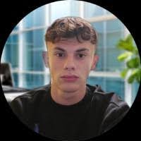 Alexander Longo's Instagram, Twitter & Facebook