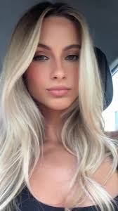 Blonde Aussie Girl Aubrey