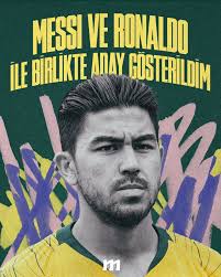 2015 yılında Avustralya'yla Asya Kupası'nı kazanırken iki gol, dört asistle  turnuvanın en iyi oyuncusu seçilen Massimo Luongo, o yıllarda İngiltere 3.  Ligi'nde oynamasına rağmen Ballon D'or ödülüne aday gösterildi. Profesyonel  kariyerinin tamamını