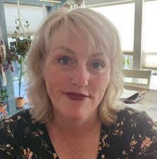 Kathryn Crouse's Instagram, Twitter & Facebook