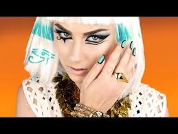 Katy perry transformed into gladiator for new music video e.t. Katy Perry Cleopatra Makeup Tutorial Saubhaya Makeup