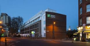 Ideally disposed on 30 jamestown road in camden town district of london just in 4.2 km from the centre. Holiday Inn Express London Wimbledon South In London Expedia