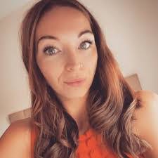 Stacy Holt's Instagram, Twitter & Facebook