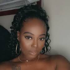 Kenya Holmes (@kenyaholmes4)