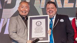 Bạn chỉ cần lên google và gõ dòng chữ mà bạn muốn tìm kiếm như xem bóng đá hôm nay là. Search Results Guinness World Records