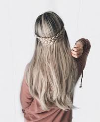 Prom hair idea for long hair. 35 Easy Prom Hair Styles Cuded Straight Prom Hair Long Hair Styles Straight Hairstyles
