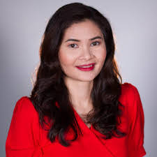 Christine Jan's Instagram, Twitter & Facebook