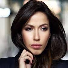 Rafet el romanin son mektup sarkisina yaptigi vokalle beni az. Burcu Gunes Birthday Real Name Age Weight Height Family Contact Details Boyfriend S Bio More Notednames