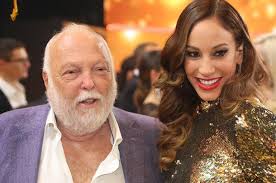 Vajna tímea címkével jelölt bejegyzések. Andy Vajna Tiszteletere Varratott Magara Tetovalast Vajna Timea