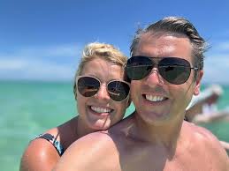 Good morning, my friends! I wanted to share some news with you all as we  start this Monday. After nearly 17 years in broadcast news and almost six  of those years at