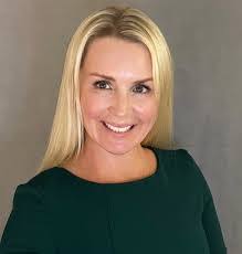 Eileen Searles's Instagram, Twitter & Facebook