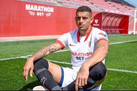 La obtención de la copa américa marcó a los futbolistas de la selección argentina, que cortó una racha de 28 años sin títulos, y por eso otro jugador de la albiceleste decidió tatuarse el. Diego Carlos Y La Opcion De Tatuarse La Copa De Laliga Con El Sevilla Fc