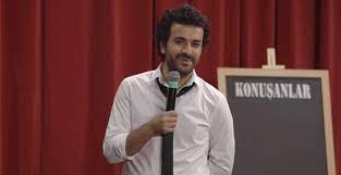 Hasan can kaya önce konuşanları seçiyor ardından birbirinden ilginç sorularla eğlence katlanarak artıyor. Acun Un Exxen Ine Hasan Can Kaya Tepkisi