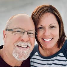 Do flight prices to Vegas decrease in November for a December 31 trip?