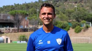 Retrouvez chaque jour l'ensemble des avis mortuaires, avis de décès, avis d'obsèques, avis de messe et remerciements parus dans le journal le les avis de décès sont mis en ligne le jour de parution dans le télégramme. Football La Nouvelle Vie De Remi Vercoutre A Frejus Saint Raphael