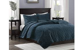 The silky soft fabric is made with tencel™ fibers that are as soft as silk and made from eucalyptus plants. 3 Pcs Super Soft Queen Quilted Reversible Velvet Bedspread Coverlet Set Miley Quilts Bedspreads Coverlets Home Garden