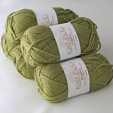 It's all about japanese knitting patterns and the beautiful designs from the japanese 'let's knit series' books. Ravelry Knit Picks Elegance
