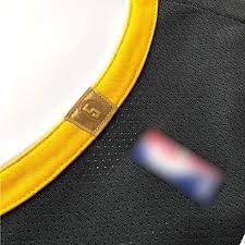 Majority owner joe lacob said it's unlikely will swing a big deal this offseason, anthony slater of the athletic reports. Lilione Herren Basketball Trikot Herren Golden State Warriors Stephen Curry Schwarz Swingman Jersey Statement Edition Weste Hemd Basketball Anzug Fur Herren Sport Freizeit Sportbekleidung