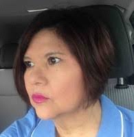 Eva Sanders's Instagram, Twitter & Facebook