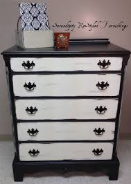 Black And White Dresser Painted With Annie Sloan Chalk Paint Graphite And Old White Then Dar Paint Dresser Diy White Painted Furniture Black And White Dresser