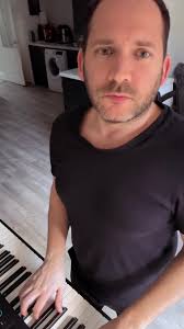 Alex Duffy (@whatalexthinks)