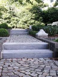 Blausteinplatten Natursteinpflaster Antikes Historisches Baumaterial Und Bauelemente Garten Stufen Familiengarten Beetumrandungen