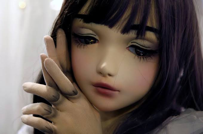 Meet Lulu Hashimoto, the 'living doll' fashion model | Reuters
