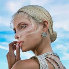 Schedule online with Brighton Salon Beverly HILLS