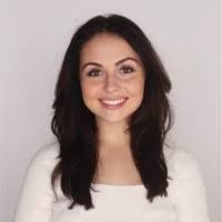 Danielle Bunce's Instagram, Twitter & Facebook