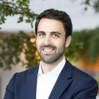 1900+ profils pour “Paul From”