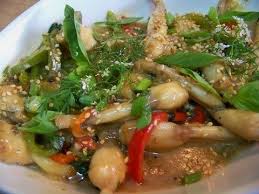 Cuisine En Folie Cuisses De Grenouilles Au Basilic Thai Et Riz Aux Epices Recette Asiatique Cuisine Asiatique Cuisine Thai