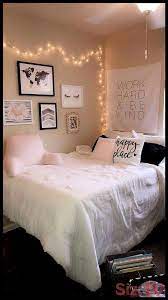 15 Aesthetic Diy Bedroom Fairy Lights Bedroomlight Lightdecoration Bedroomlight Living Room Decor Apartment Apartment Living Room College Apartment Room Ideas