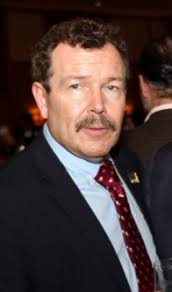 DISCURSO DOCTOR CAMACHO.indd