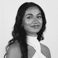 Thrilled to announce this past weekend I graduated Cum Laude with a BS in  Fashion Design from Drexel University. Thank you to my family, professors  and friends who helped me achieve this! |