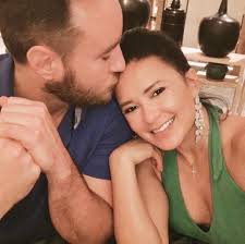 DON'T LET YOUR BIOLOGICAL CLOCK RUSH YOU”