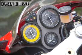 Akselerasi sangat terasa pada putaran atas. Cagiva Mito 125 Road Test Classic Motorbikes