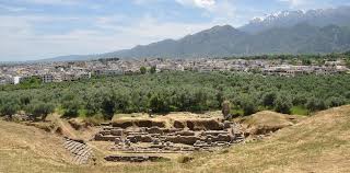 650 b.c.e., it rose to become the dominant military power in the region and as such was recognized as the overall leader of the combined greek. Stadtisches Theater