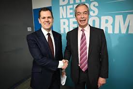 Robert Jenrick 🤝 Nigel Farage