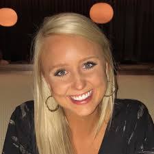 Dani Bentley's Instagram, Twitter & Facebook