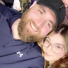 Connie Falconer's Instagram, Twitter & Facebook