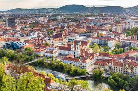 Parrilla de salida del gp de estiria en austria verstappen suma una nueva pole en el red bull ring con bottas segundo (pero sancionado) y hamilton tercero. Vista Aerea De Graz City Center Graz Estiria Austria Europa Fotos Retratos Imagenes Y Fotografia De Archivo Libres De Derecho Image 57079088