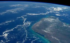 Comunidades yucatecas atestiguaron el tránsito de un objeto celeste anteanoche, cuando en estados del centro del país se observó la caída de un. Chicxulub El Crater Bajo El Golfo De Mexico Que Esconde Las Claves Sobre El Origen De La Vida Bbc News Mundo