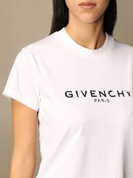 ʒivɑ̃ʃi) is a french luxury fashion and perfume house. Givenchy T Shirt Damen T Shirt Givenchy Damen Weiss T Shirt Givenchy Bw708h3z0y Giglio De