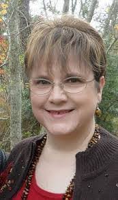 Carol Pelt's Instagram, Twitter & Facebook