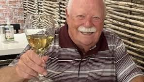 Carl (Doug) and Dot Rasmussen Passed Away In Murphys On December 22, 2015