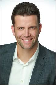 Christopher Rolfe's Instagram, Twitter & Facebook