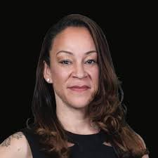 Stephanie Lightfoot's Instagram, Twitter & Facebook