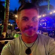 Christopher Forshey's Instagram, Twitter & Facebook